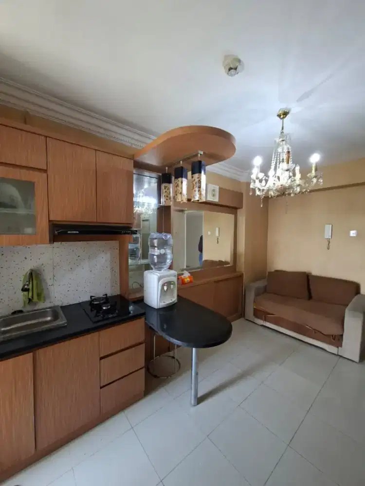 Sewa Murah Dua BR Apartemen Bassura City 13 JT/3 bln Free ipl