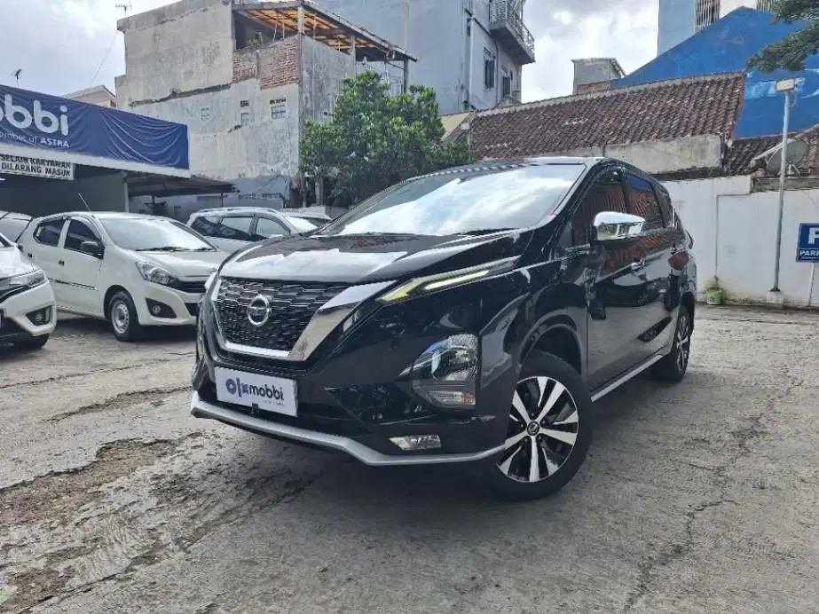 DP MURAH Nissan Livina 1.5 VL Bensin-AT 2019 Hitam CAIHD