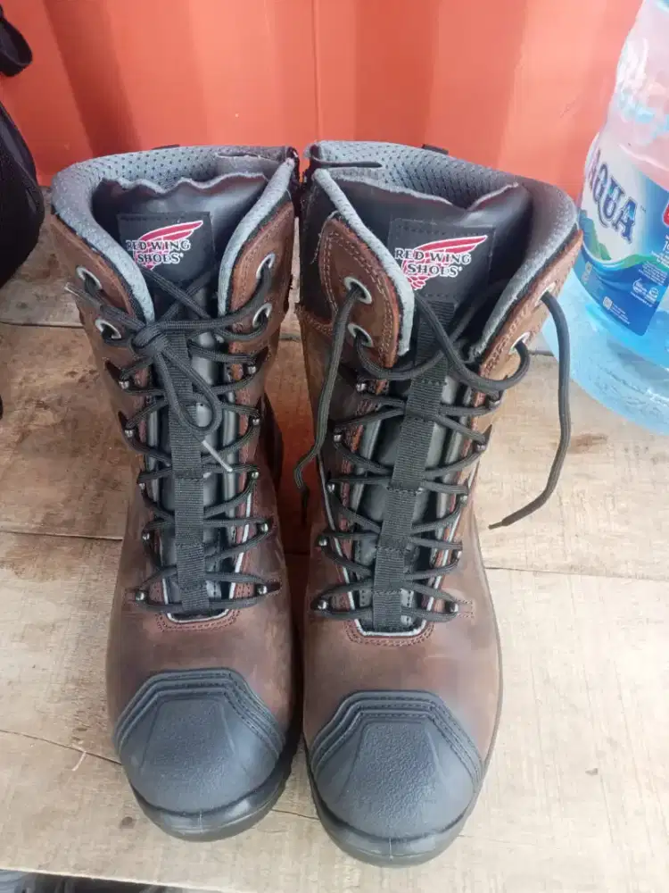 Sepatu safety Red Wing 2024