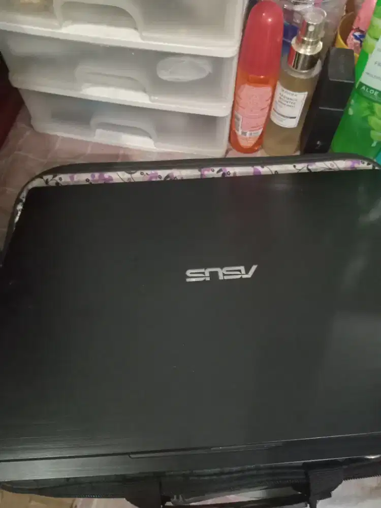 LAPTOP MURAH BERKUALITAS ANTI LEMOTT