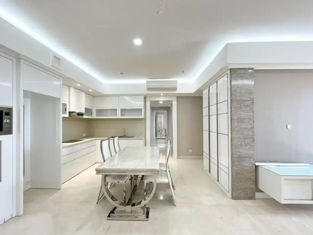 Apartment The Peak Residence, Tunjungan Plaza Mewah • Fully Furnished