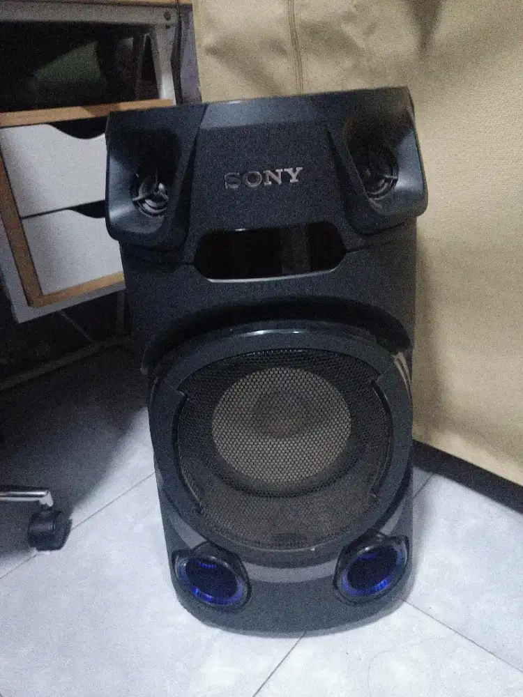 Speaker portable Sony modifikasi China