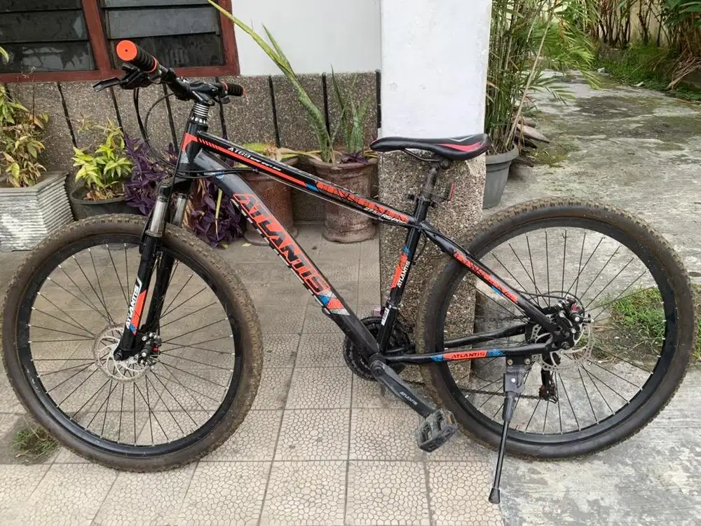 Sepeda gunung Atlantis AT 69