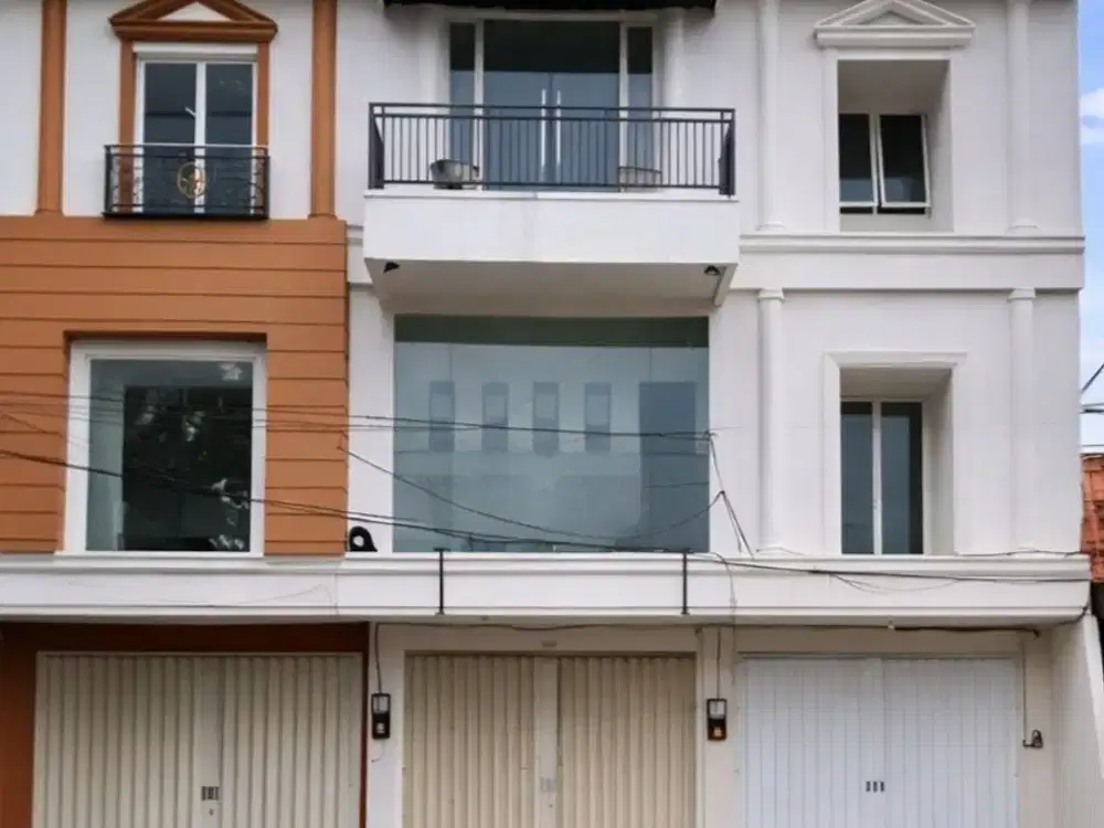 Ruko Biliton Strategis • Siap Huni • Semi Furnished • AC Central