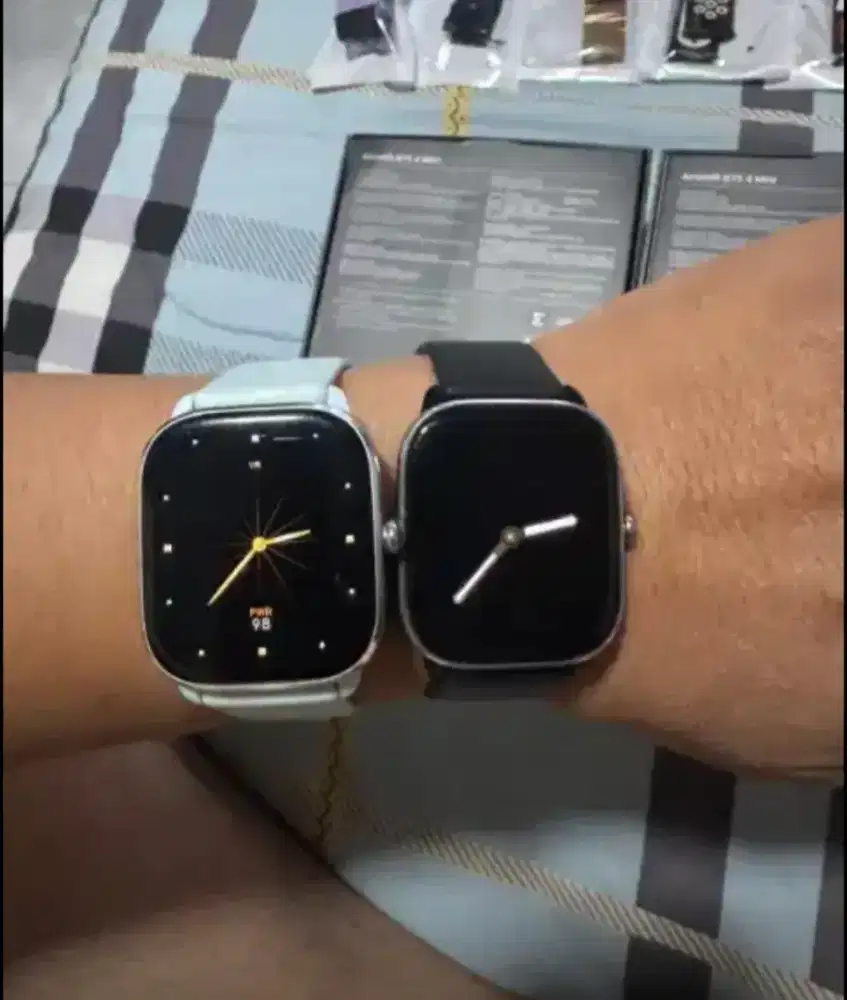 Smartwatch Amazfit GTS 4 Mini