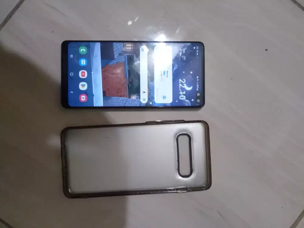 Samsung S10+ (plus) 8+8/128Gb.