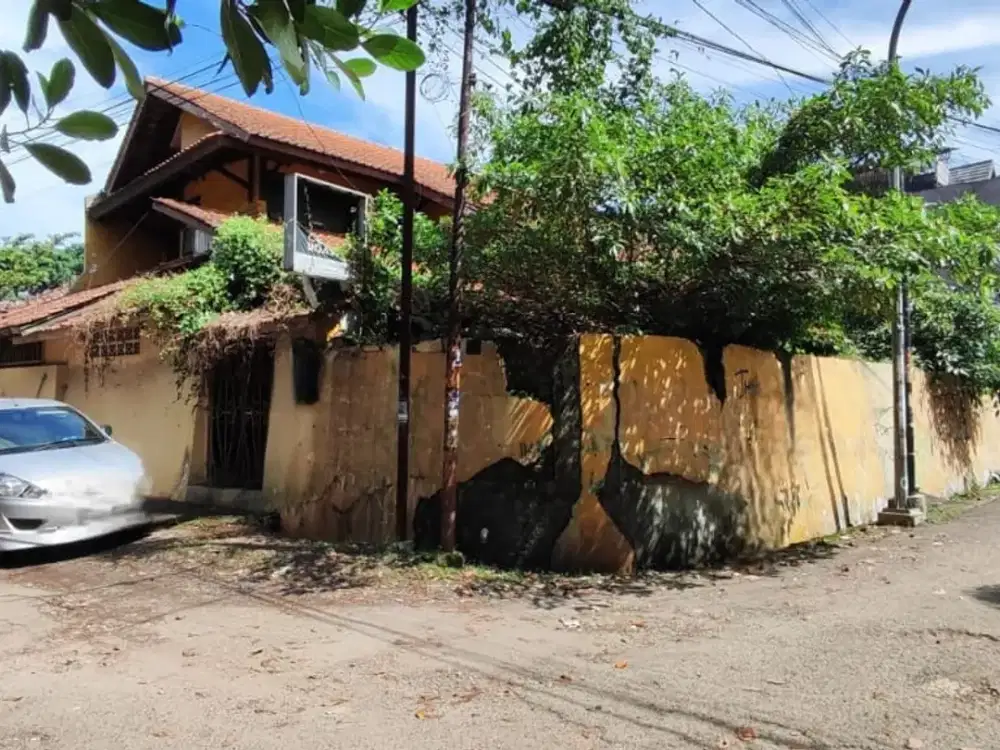 Rumah Lama Hook Hitung Tanah Area Pasirluyu BKR Dekat Buahbatu