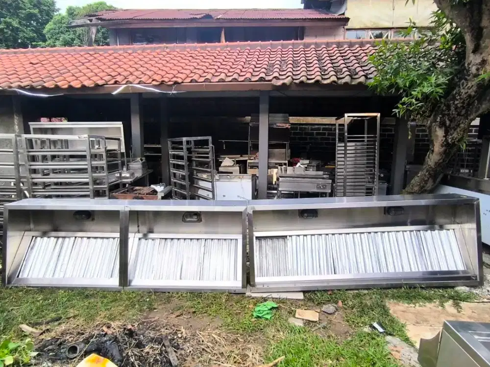 Hood include filter(filter baru 4pcs) 
Uk 505×90×50/35

Harga 9jt