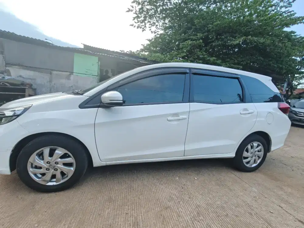 Honda Mobilio e at 2017 ciamik