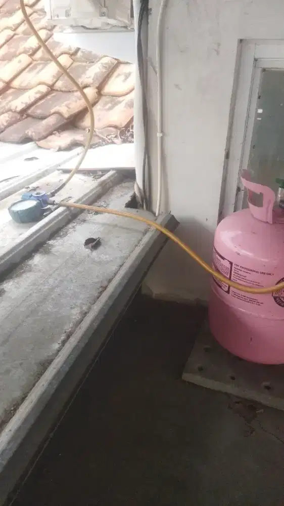 jasa servis ac kulkas frezer showcase mesin cuci dan bongkar pasang ac