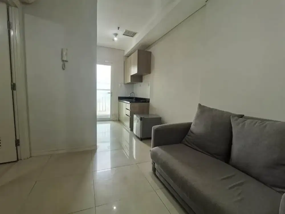 Jarang Ada Sewa 1BR Semifurnished Bagus di Madison Park Akses ke Mall Central Park, Taman Anggrek, Neo Soho Fasilitas Kolam Renang, Gym, EV Charger