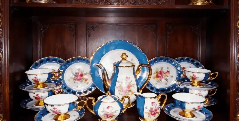 Porselen Antik Japan Original 
Era: 1950-1960an Usia 60+ tahun