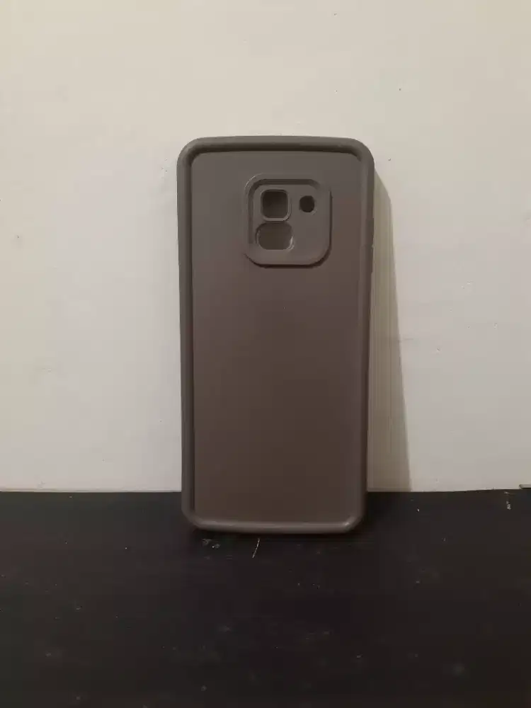SOFTCASE/CASE HP SAMSUNG A8+ (2018) KHAKI/COKELAT MATTE