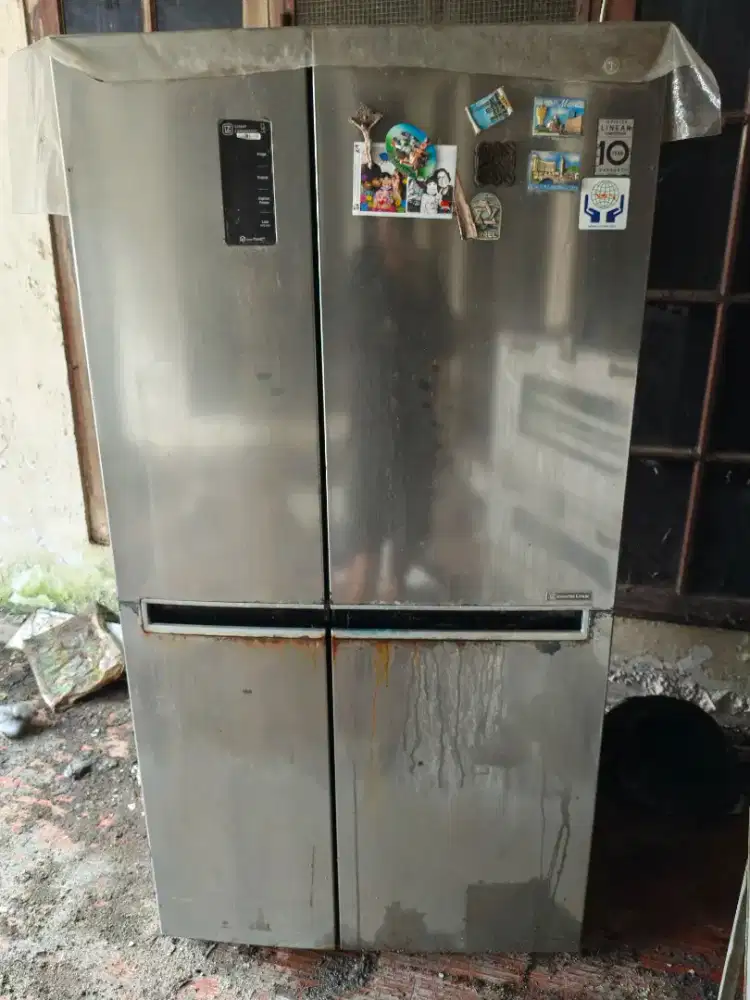 Dijual Kulkas LG Inverter Side by side