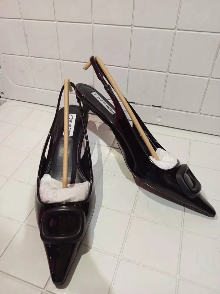 Sepatu heels merk Steve Madden
