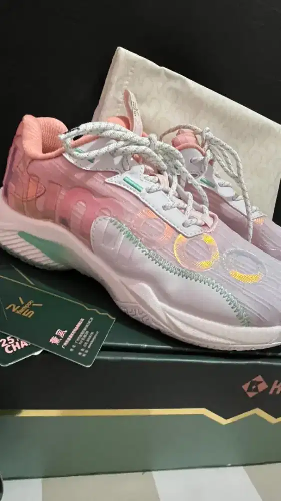 Sepatu Badminton Cewek Kumpoo D72PRO Special Edition