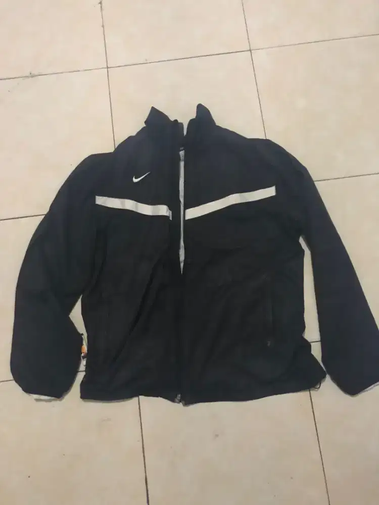 Jaket Nike Dri-Fit size L