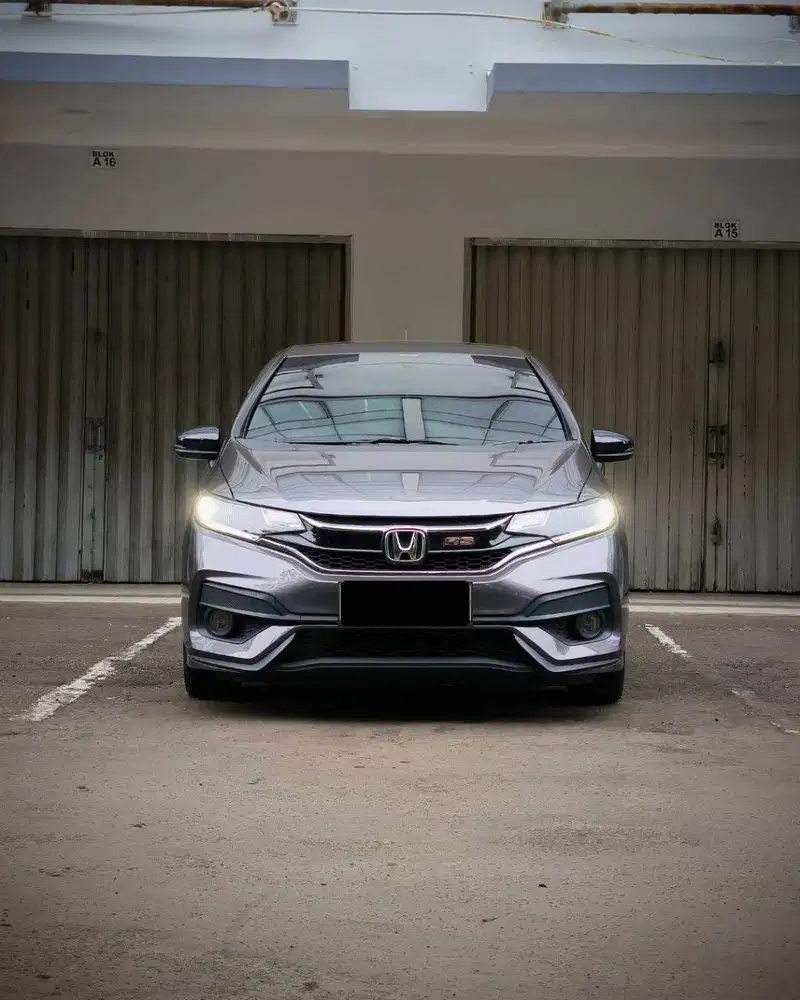 ‼️DP MURAHH‼️ HONDA JAZZ RS 1.5 CVT 2017