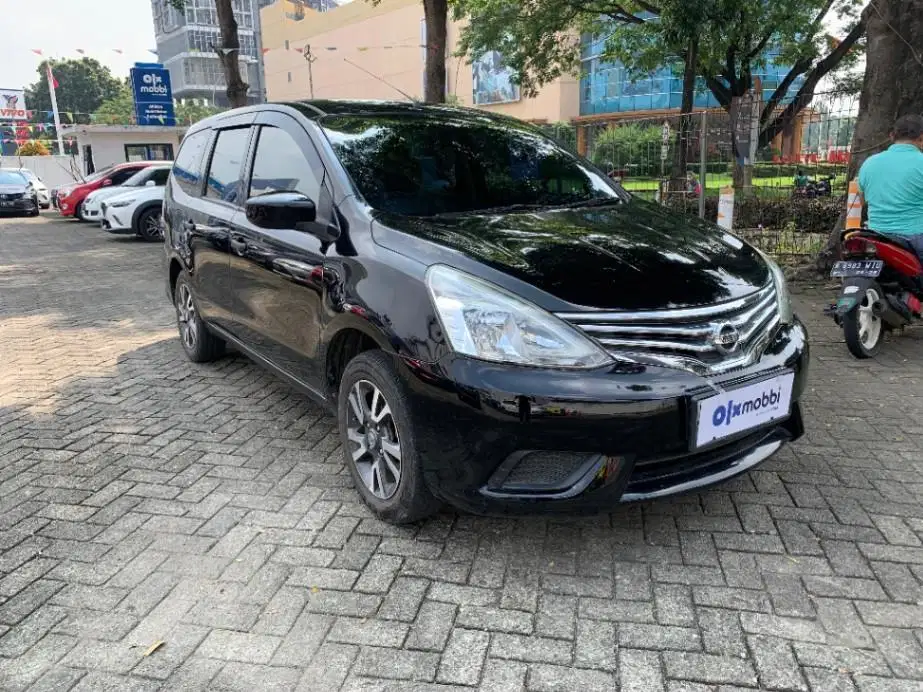 DP MURAH Nissan Grand livina 1.5 SV Bensin-MT 2018  C3ZUA