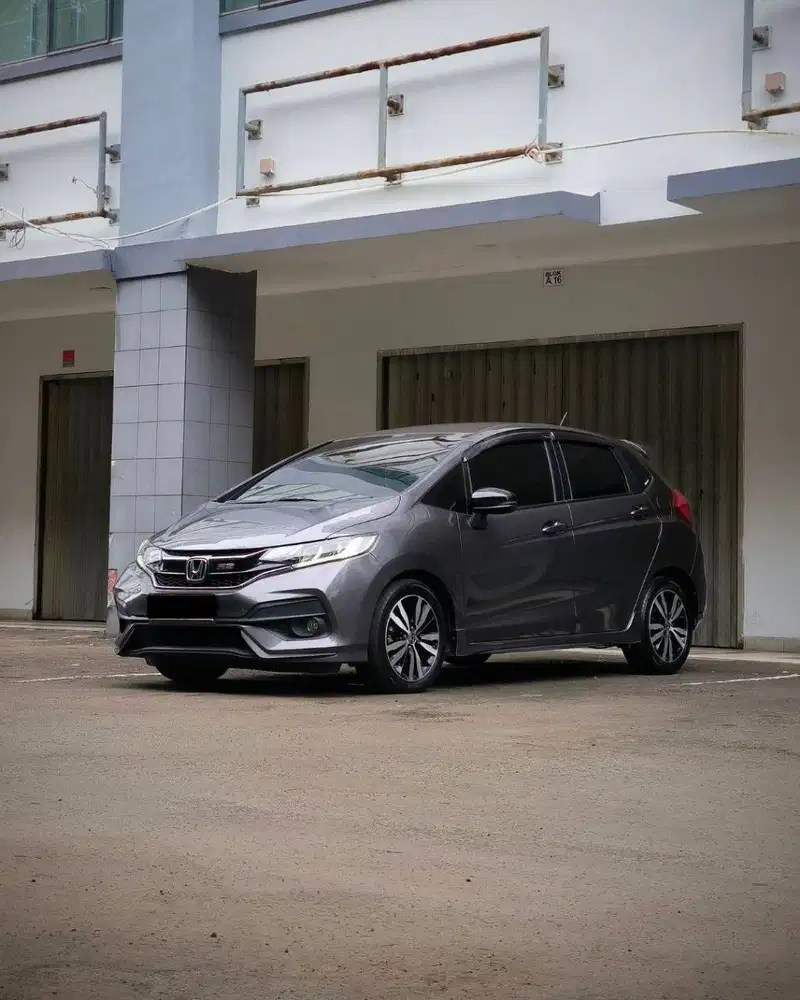 ‼️DP MURAH MERIAH‼️ HONDA JAZZ RS CVT 1.5 AT 2017