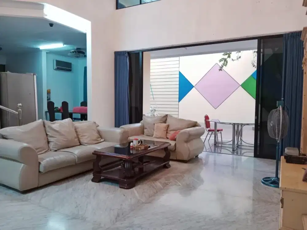 Dijual Rumah Raya Satelit Bagus Mewah dan Luas Bangunan 700m 2.5lt