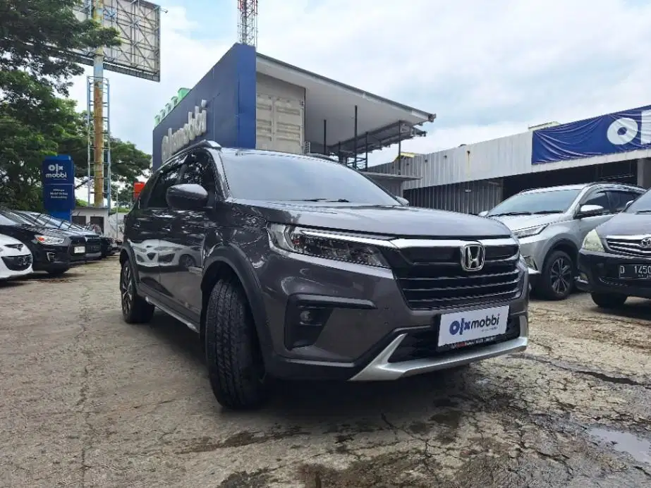 DP MURAH Honda BR-V 1.5 Prestige Bensin-AT 2022  CUIFB