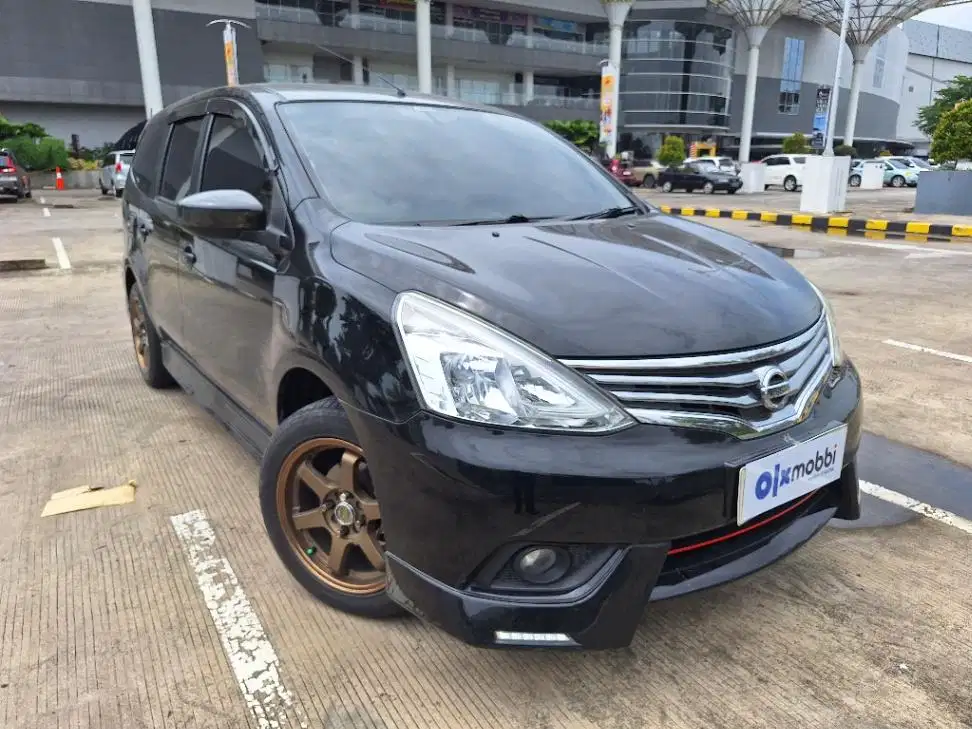 DP MURAH Nissan Grand livina 1.5 SV Bensin-MT 2018  C3ZUA