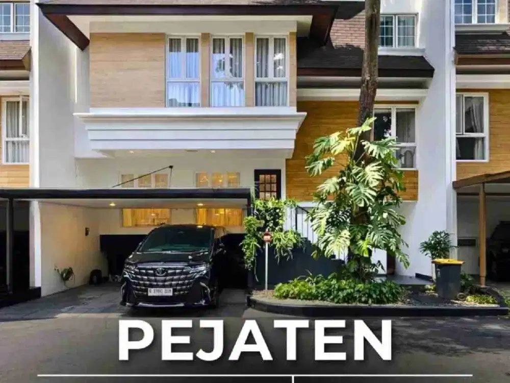 MODERN TROPICAL TOWNHOUSE di PEJATEN JAKARTA SELATAN
