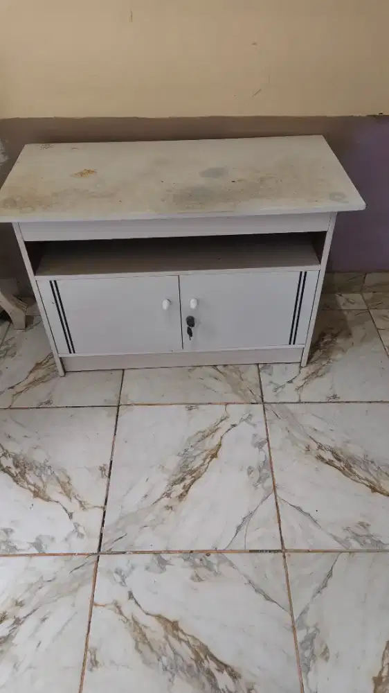 Dijual murah meja tv