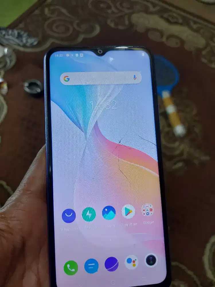Vivo y21 ram4/64