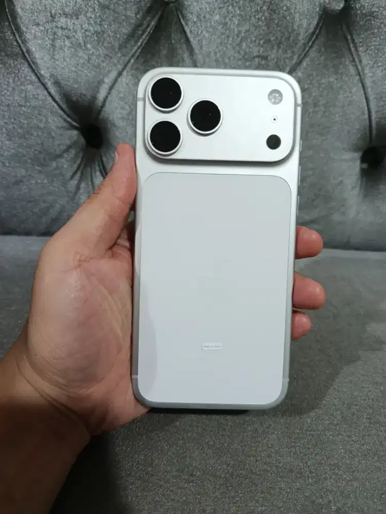 Iphone 17 Pro Max 256 Gb Silver Ibox Like New