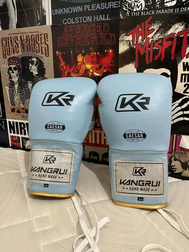 Sarung tinju Kangrui Horse Hair