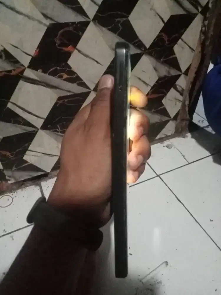 Di jual Hp POCO C65 Ram 8 256GB normal. Minus kardus hilang.