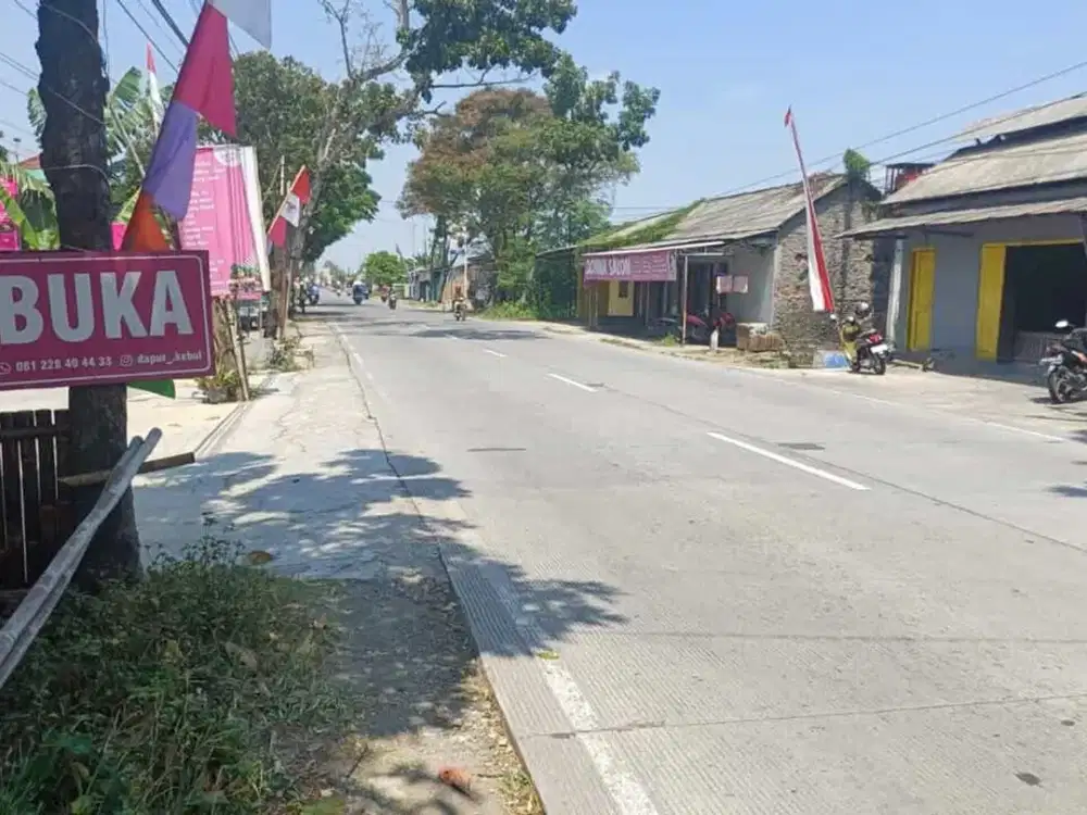 TANAH PINGGIR JALUR UTAMA GEMOLING - SOLO SHM DEKAT STASIUN BISA NEGO