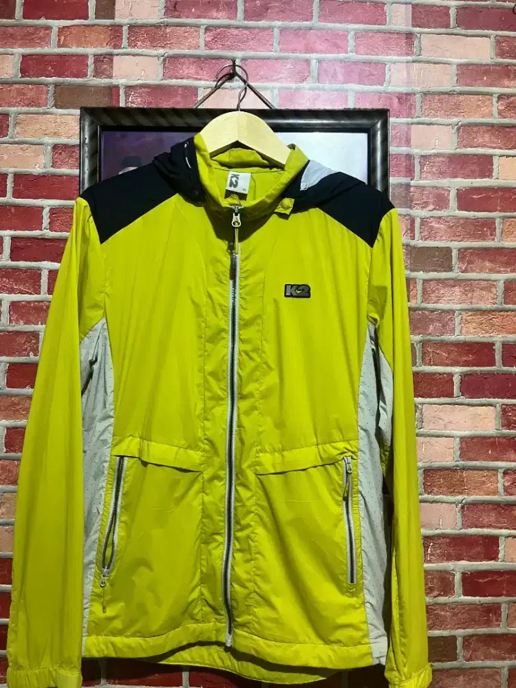 JACKET RUNING KUNING