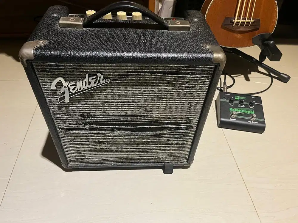 Amply bass fender rumble 15