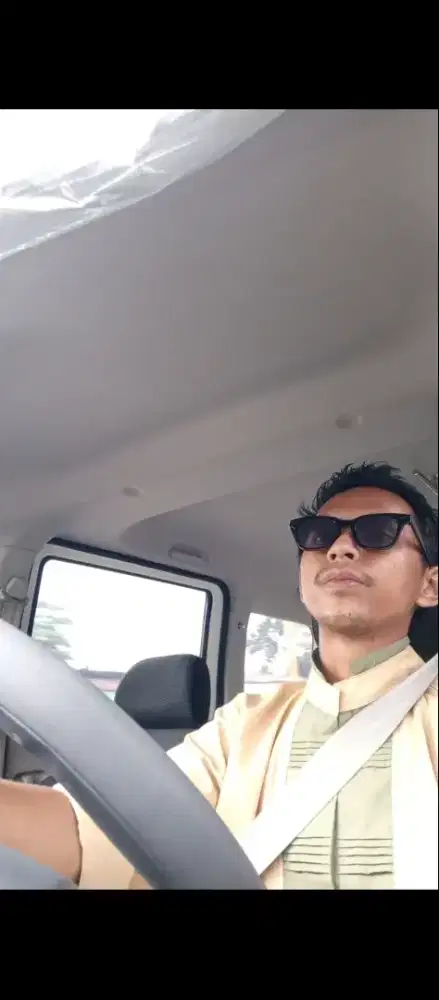 Nyari kerja yang serius