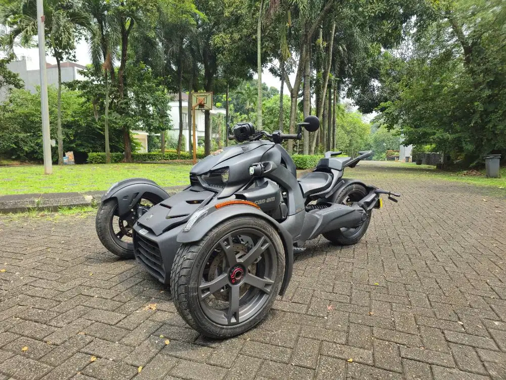 Can-Am (Can Am) Ryker 900 0.9