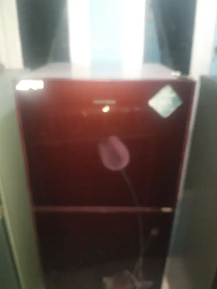 Kulkas 2 pintu .polytron