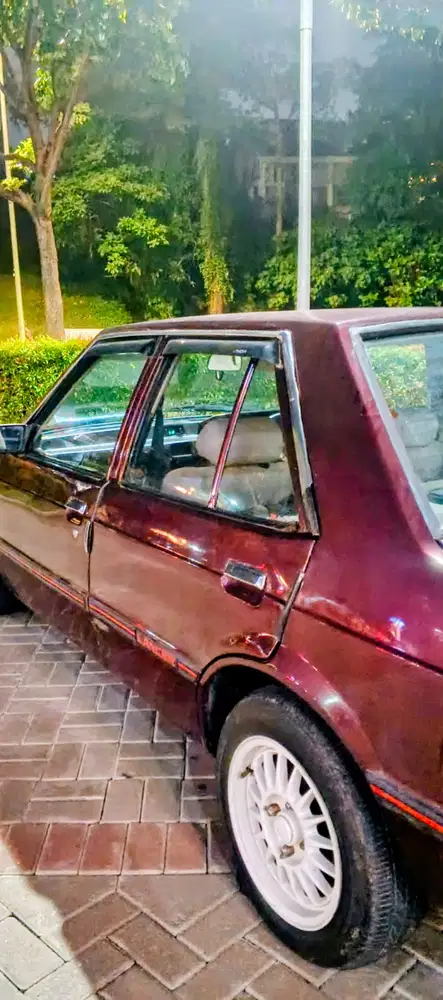 Mitsubishi Lancer 1983 Bensin