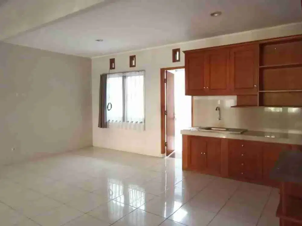 Disewakan Rumah Siap Huni, Bersih, Nyaman, Berudara Sejuk di CIGADUNG