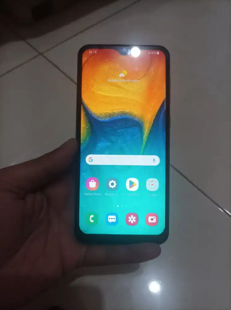 SAMSUNG A30 RAM 4+4/64.. MULUS LIKE NEW NO MINUS.