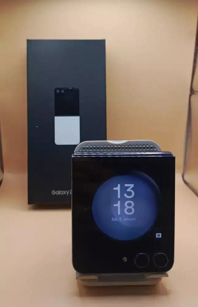 SAMSUNG Z FLIP 5 5G RAM 8/512GB ORIGINAL SEIN MULUS NORMAL FULLSHET