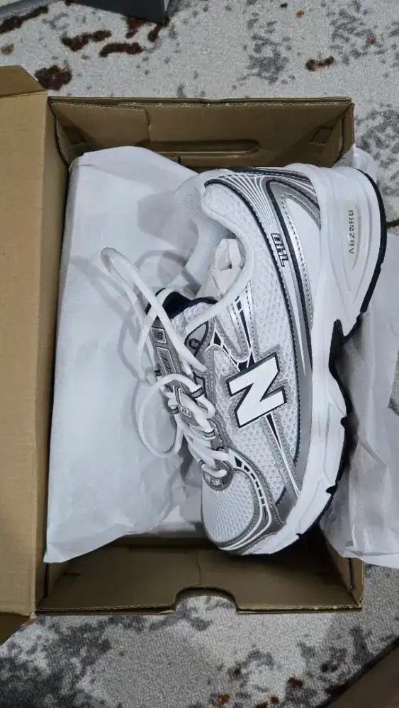 New Balance 750 Navy size 39,5