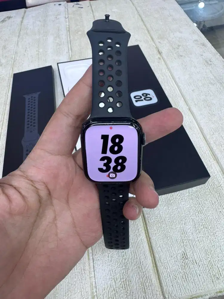 Apple watch series 7 Nike+ 45mm original ex resmi ibox