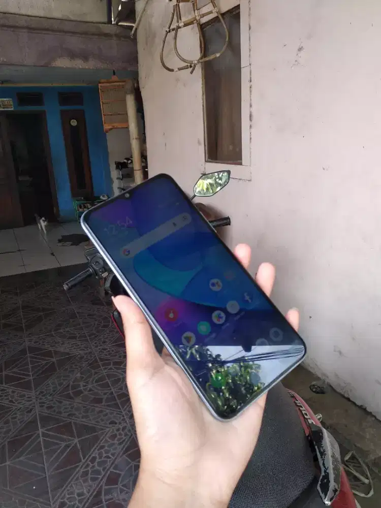 VIVO Y20S RAM 8/128 HP CASAN