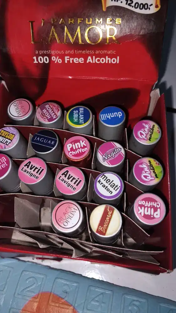 Minyak wangi Parfum lamor