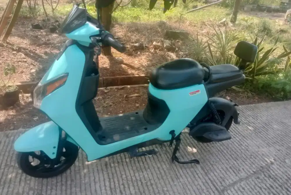 Sepedah listrik uwinflay type D6S