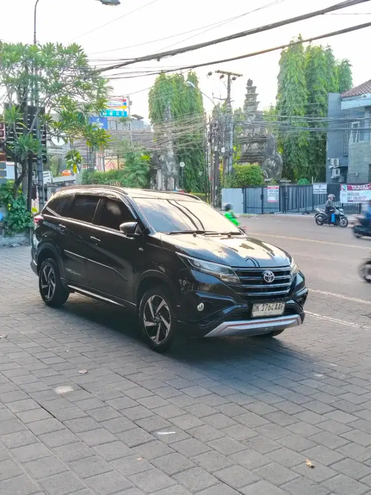 RUSH TRD S Manual New model 2019 Low km 50 rb seperti baru