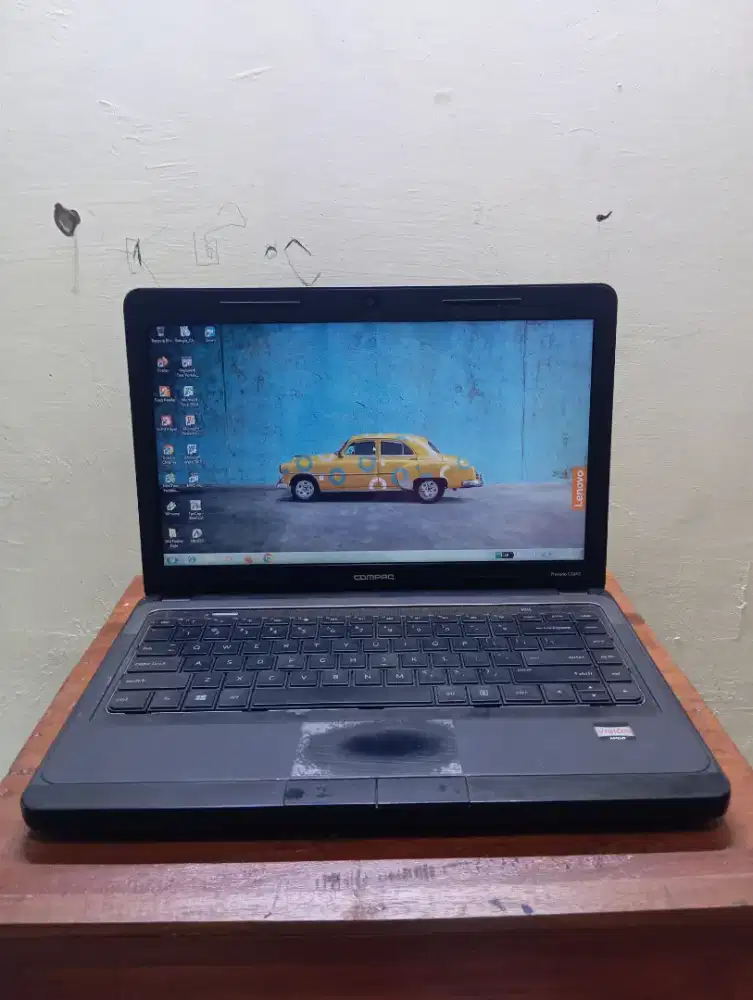 Laptop Compaq Ram 4. Siap pakai